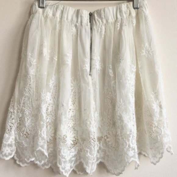 🚨SOLD🚨Zara Woman Lace Mini Skirt Cream XS - Picture 6 of 7